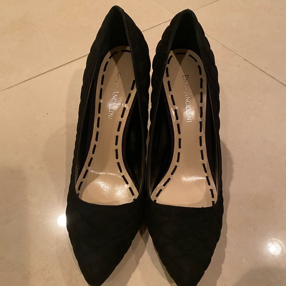Brand new women’s black suede shoes. Size 8.5